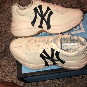 yankees gucci shoes
